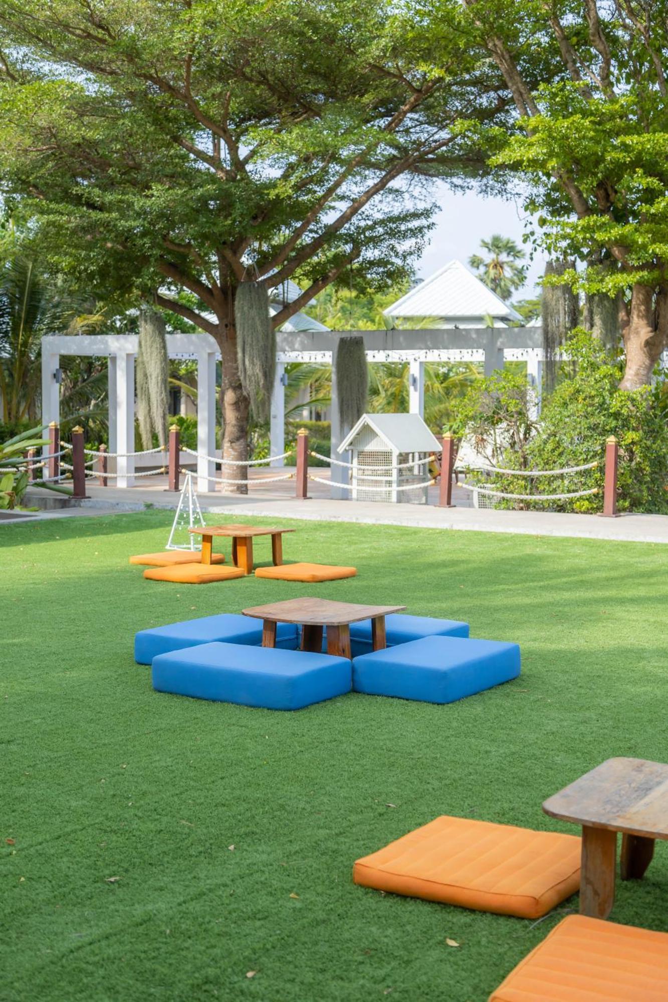 Sirarun Resort Банкрут Екстер'єр фото