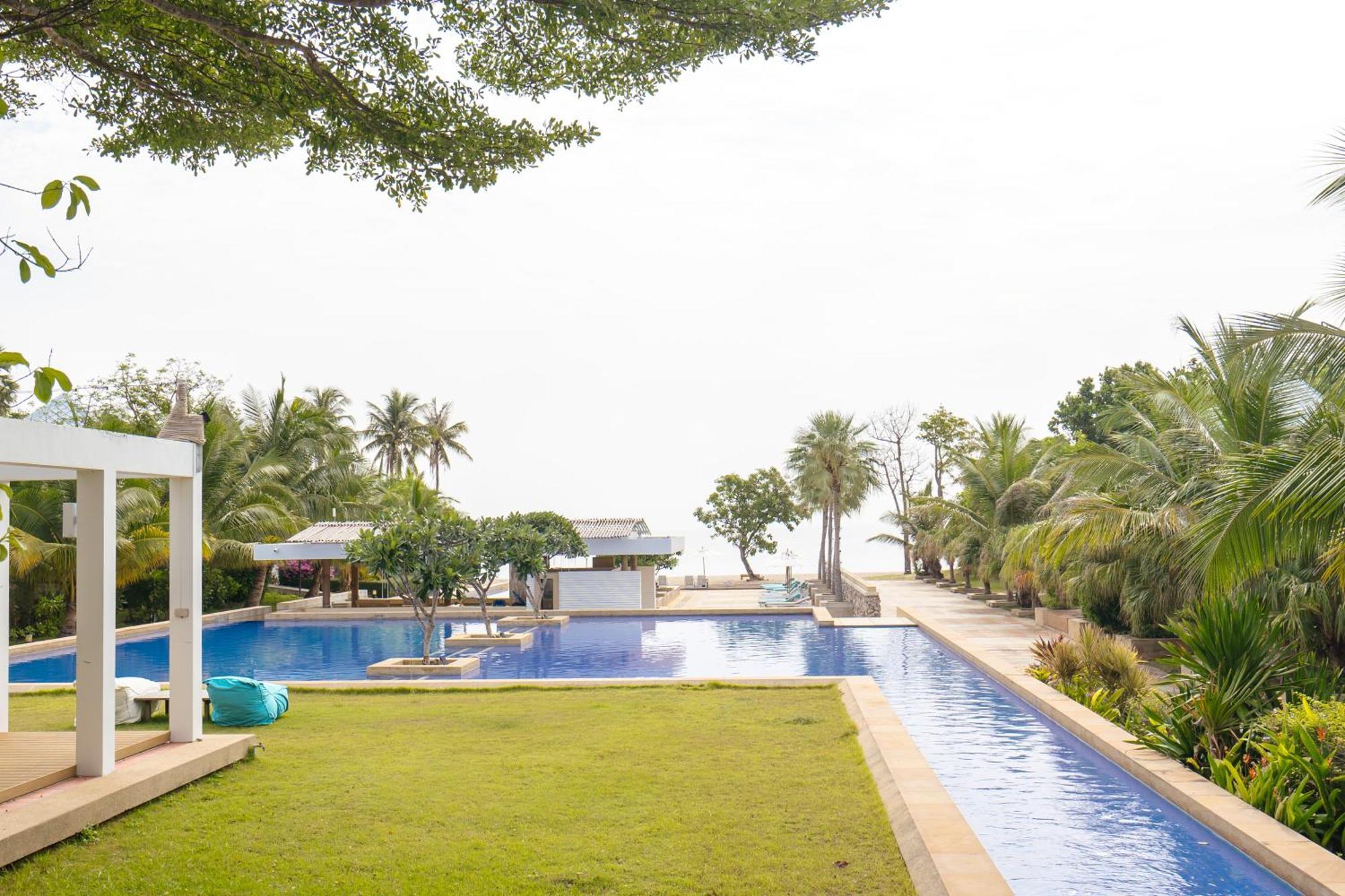 Sirarun Resort Банкрут Екстер'єр фото